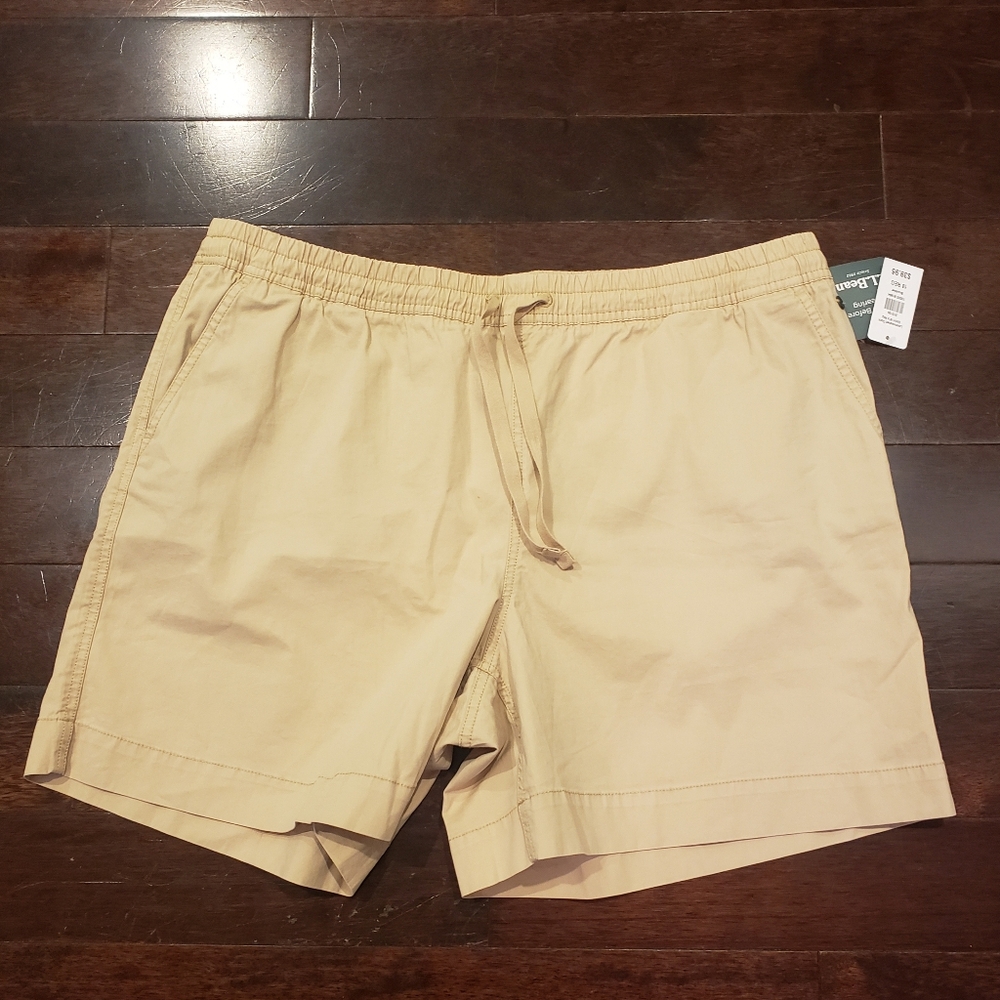 NWT LL BEAN Women's Size 18 Regular Favorite Fit Shorts Pull-On Beige